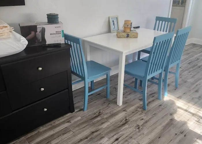 Walk To North *